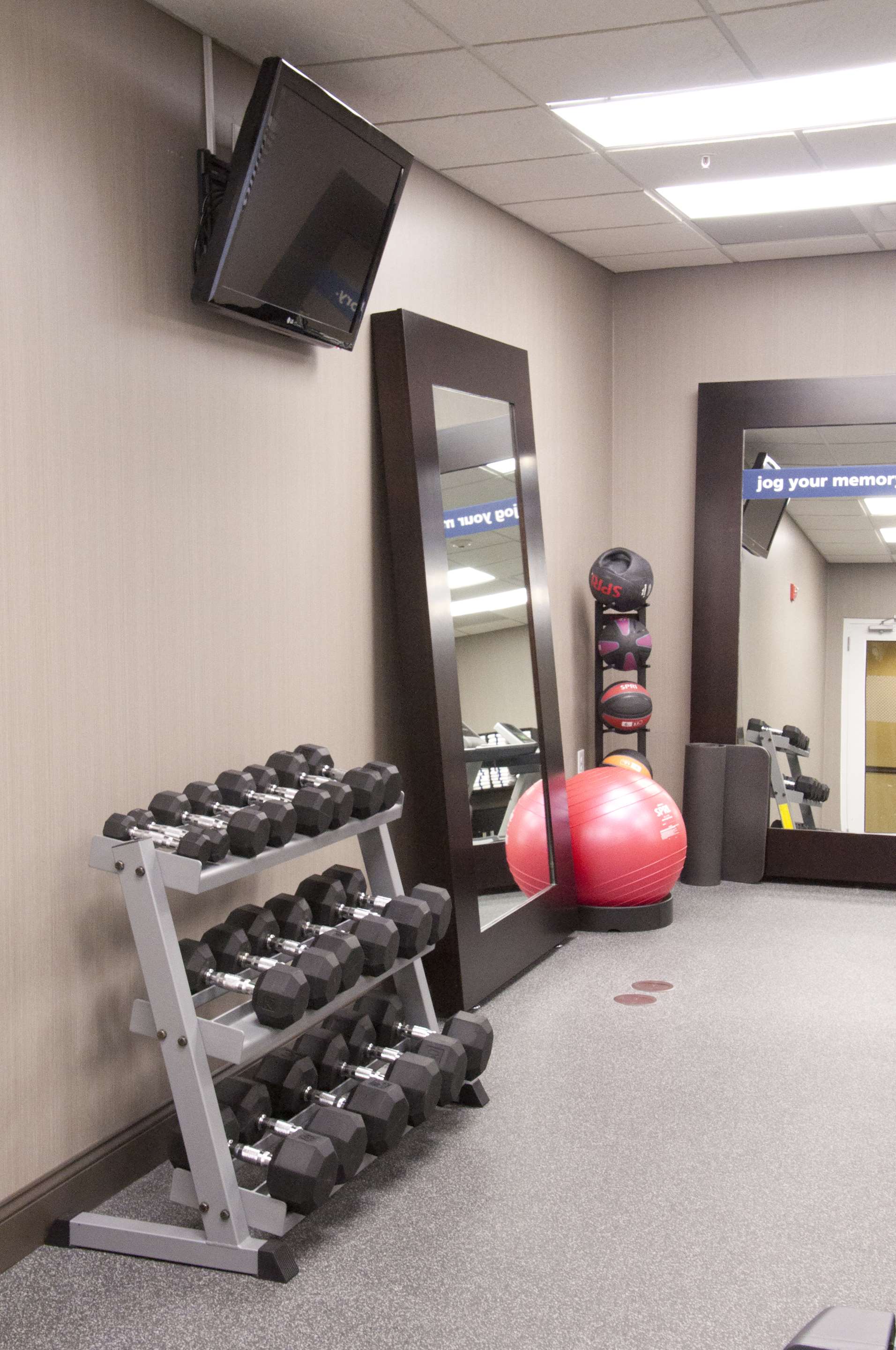 Health club fitness center gym | Hampton Inn by Hilton Leesville Fort Johnson