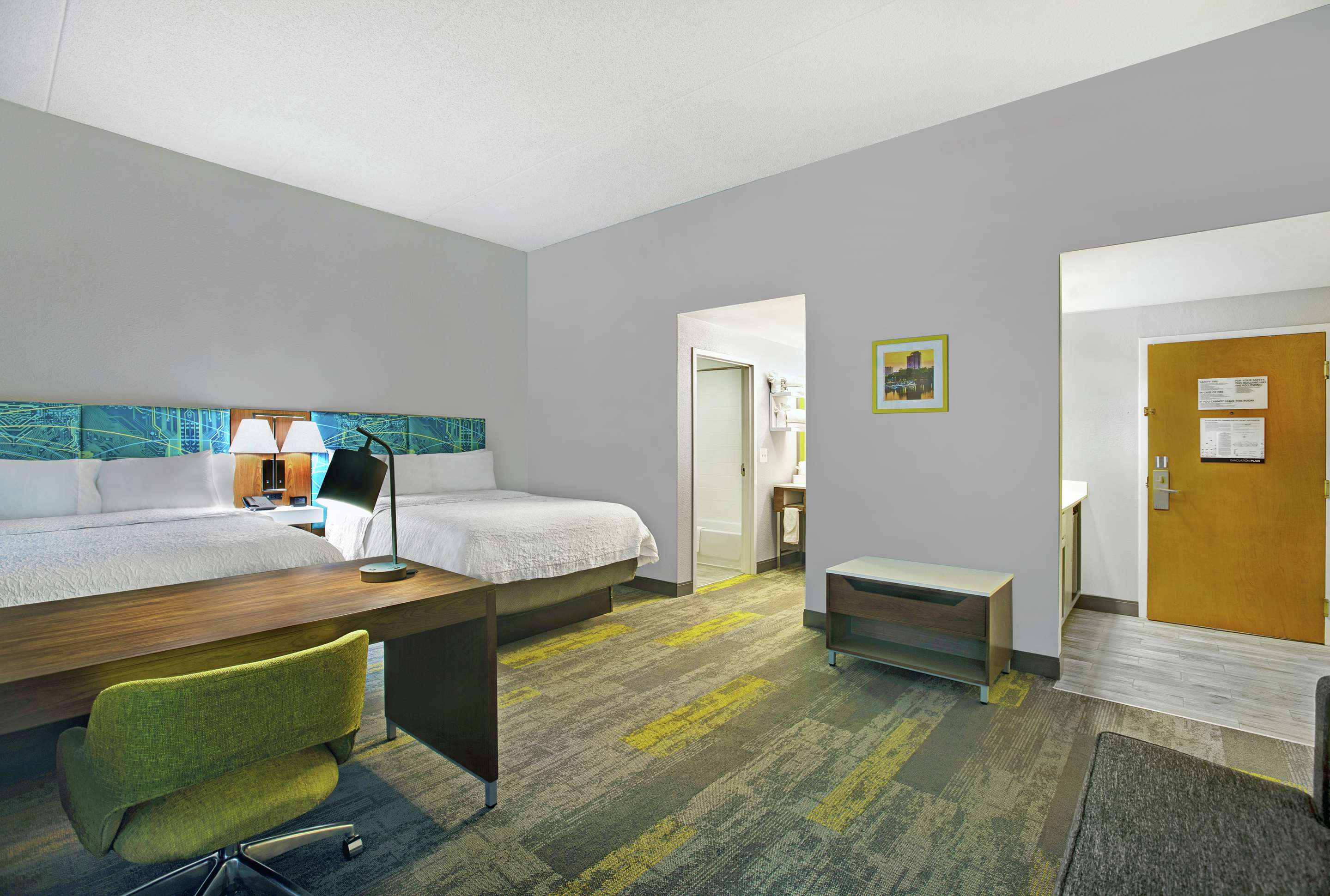 Guest room
