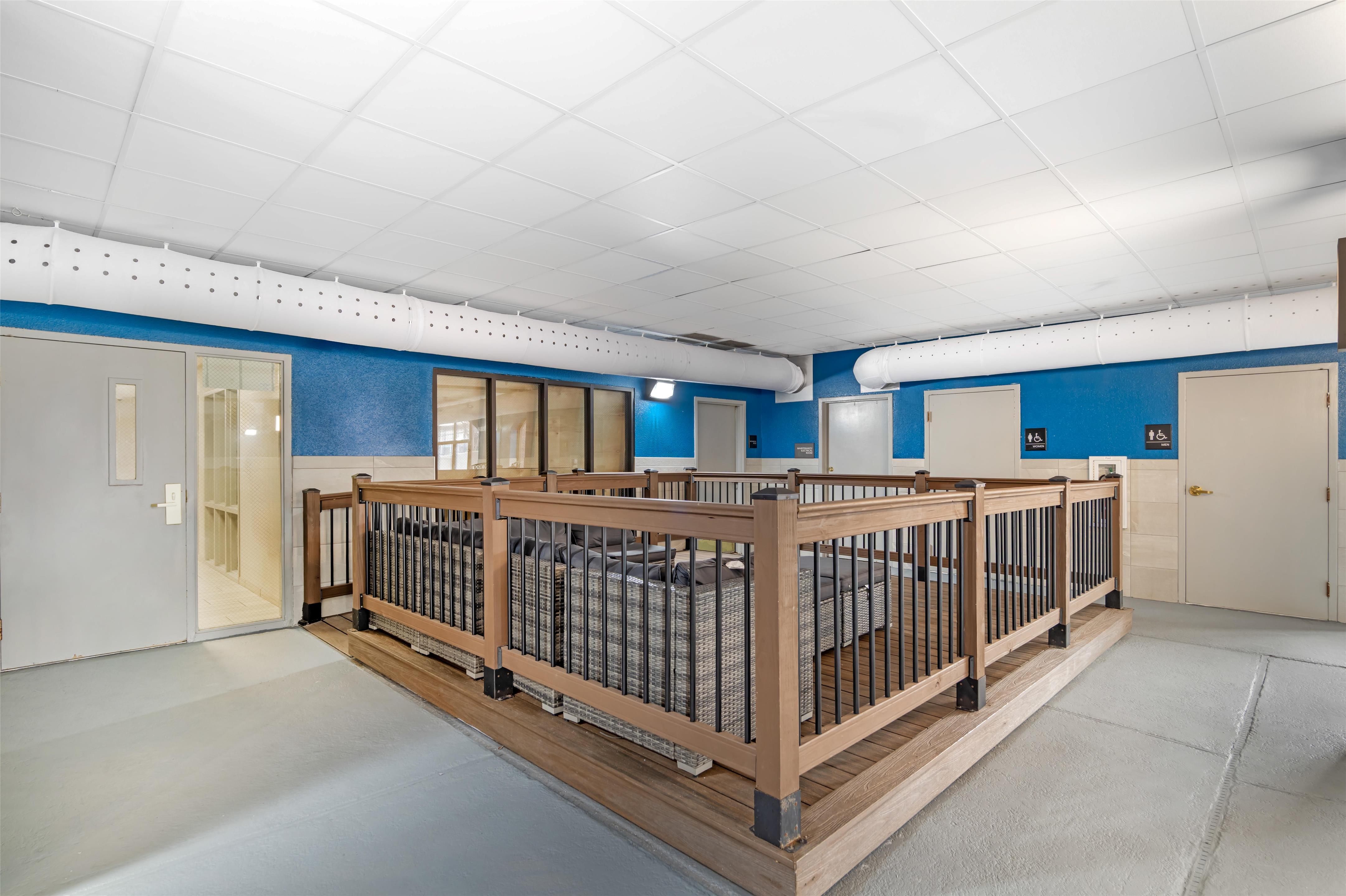 Pool | Hampton Inn & Suites Augusta West