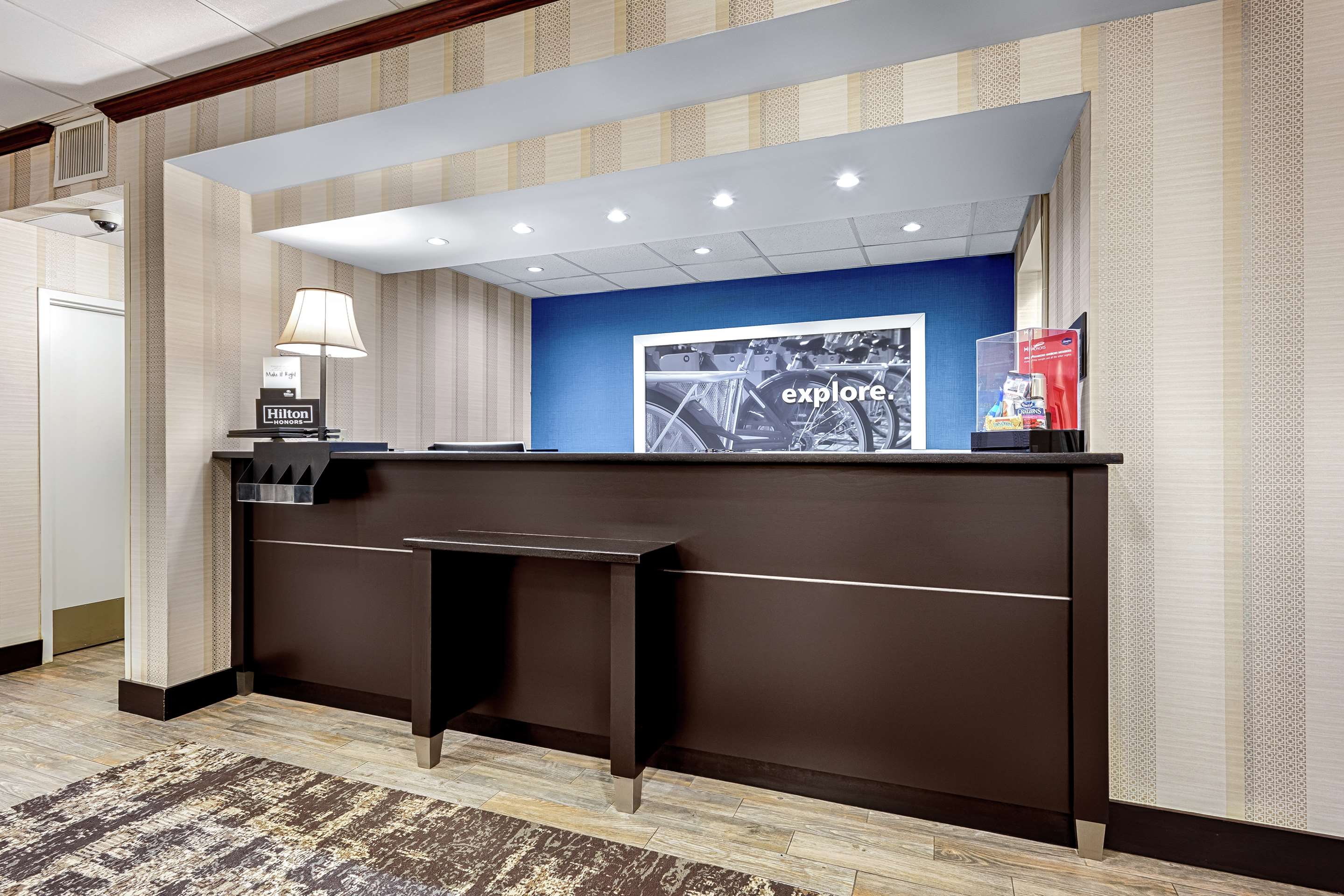Reception | Hampton Inn Amelia Island at Fernandina Beach