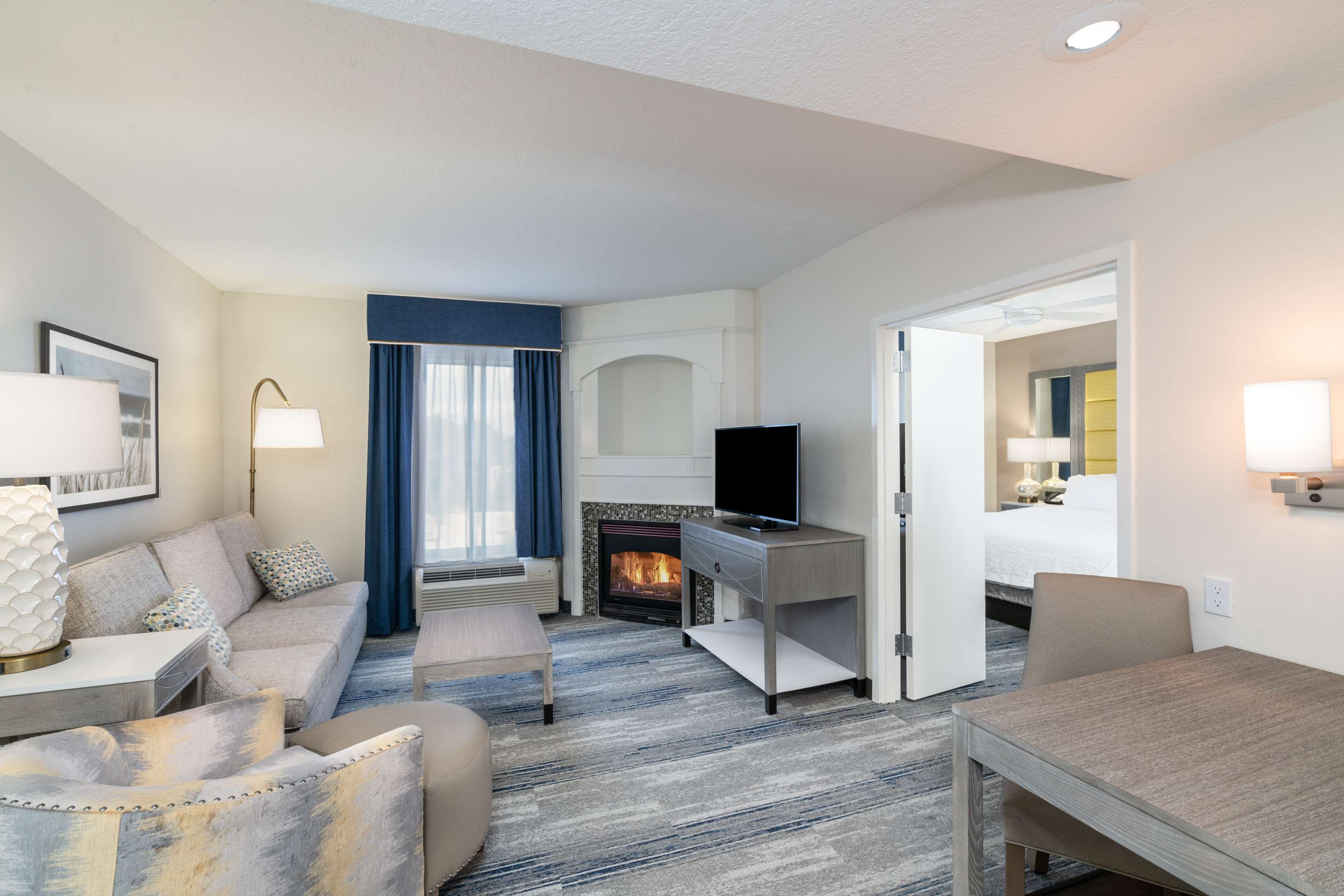 Guest room