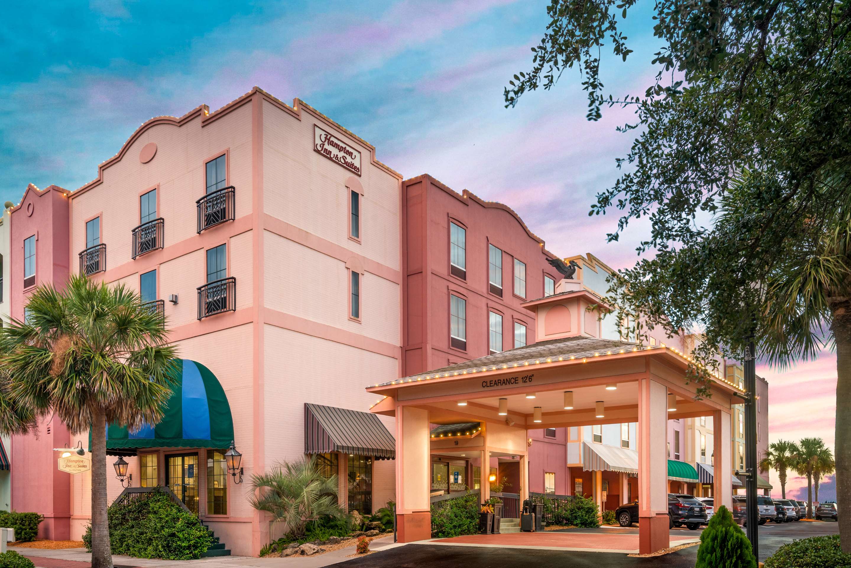 Exterior | Hampton Inn and Suites Amelia Island Historic Harbor Front