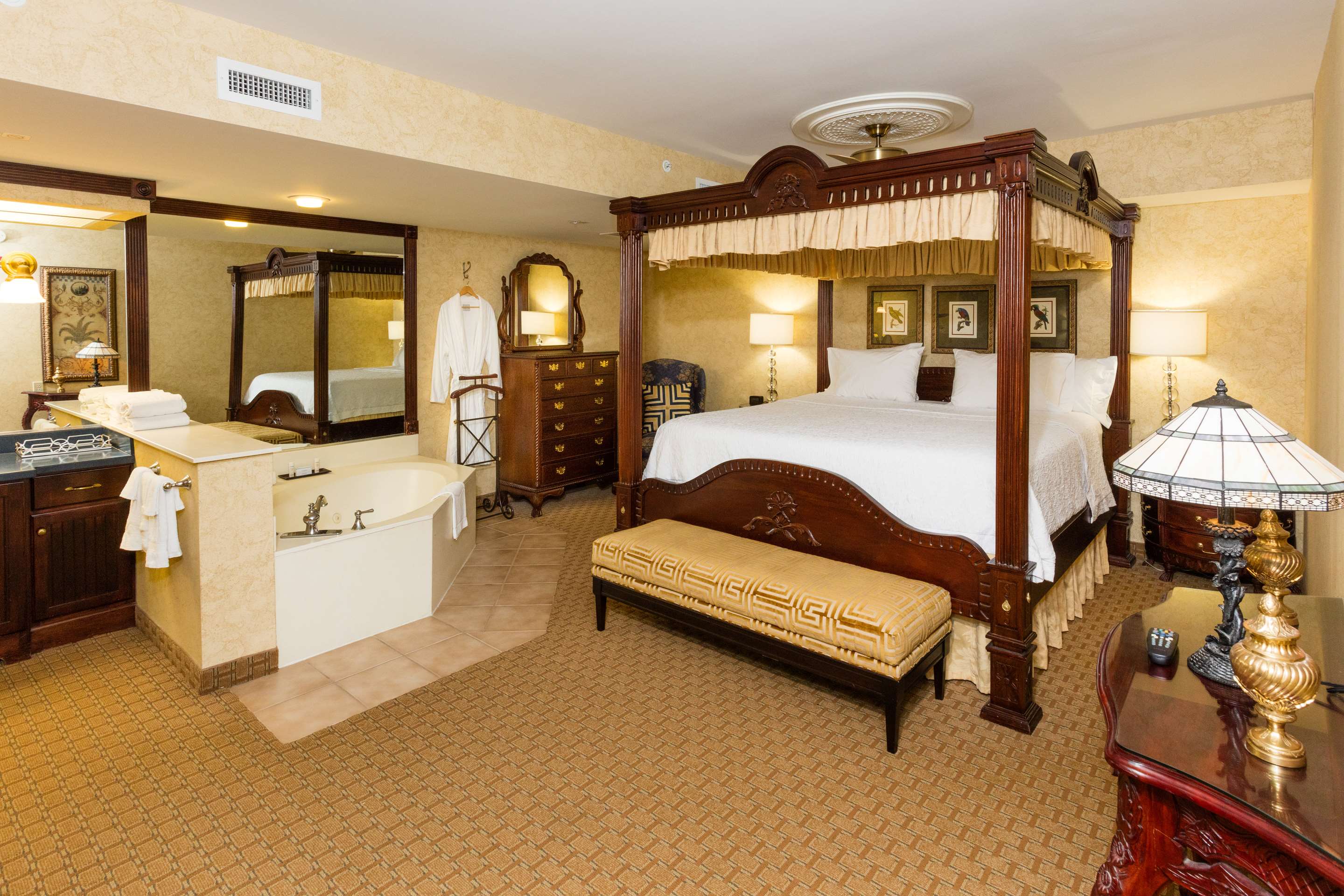 Guest room