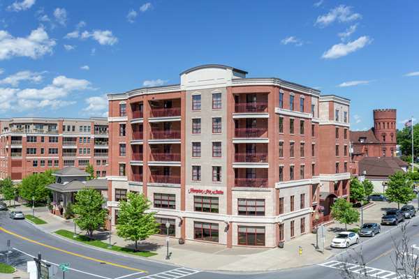Exterior view - Hampton Inn & Suites Saratoga Springs