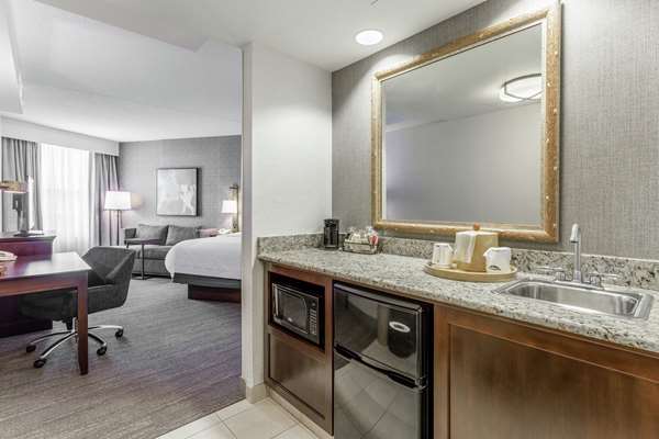  - Hampton Inn & Suites Saratoga Springs