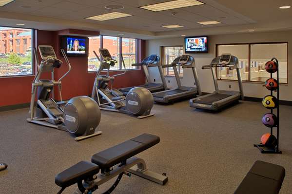 Fitness/ Exercise Room - Hampton Inn & Suites Saratoga Springs