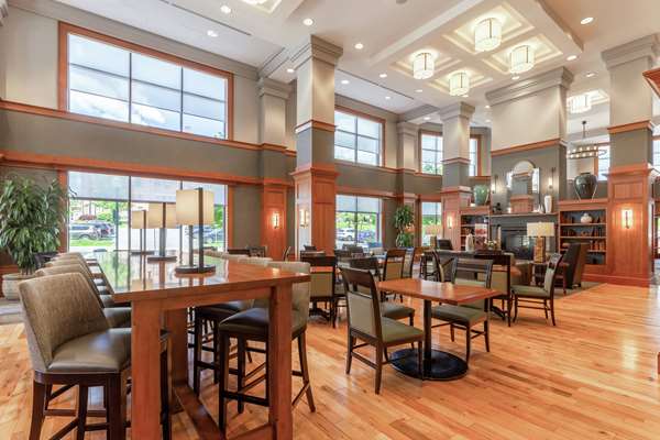Amenities - Hampton Inn & Suites Saratoga Springs