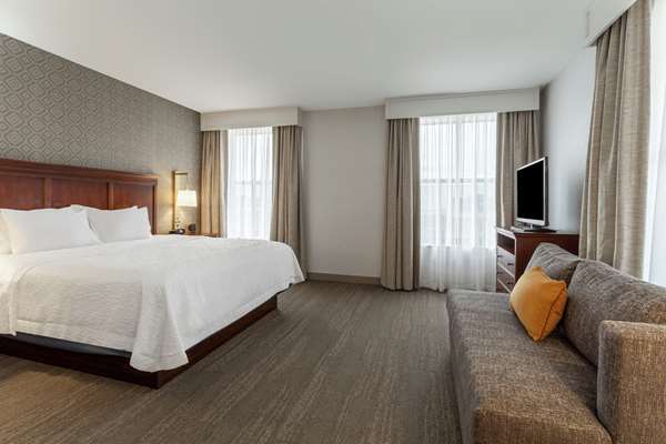  - Hampton Inn & Suites Saratoga Springs