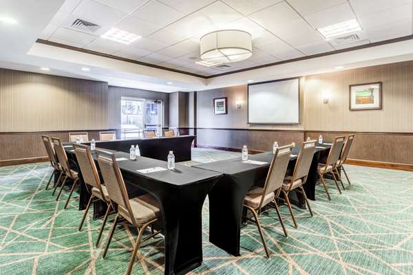  - Hilton Garden Inn SUNY Albany - I-90, Exit 2