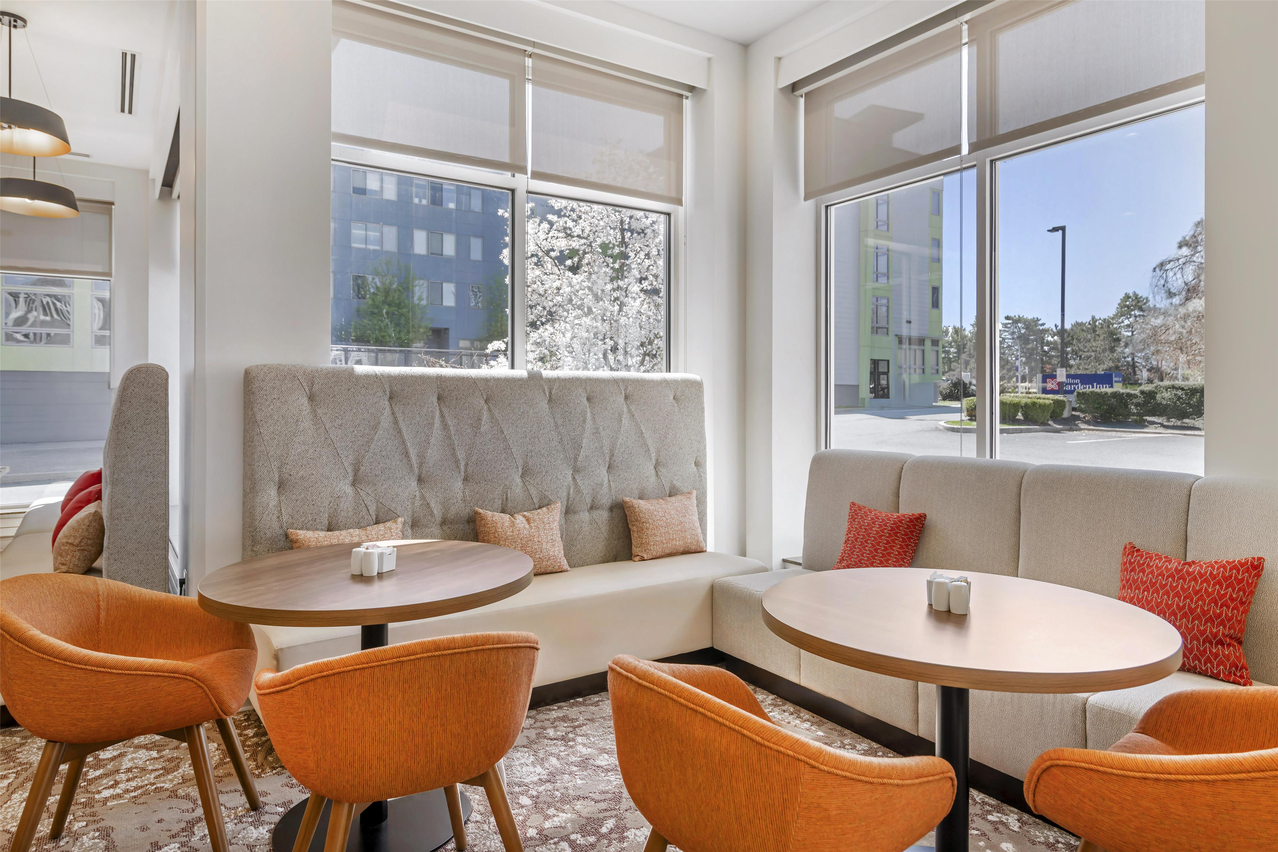 Restaurant | Hilton Garden Inn Albany/SUNY Area