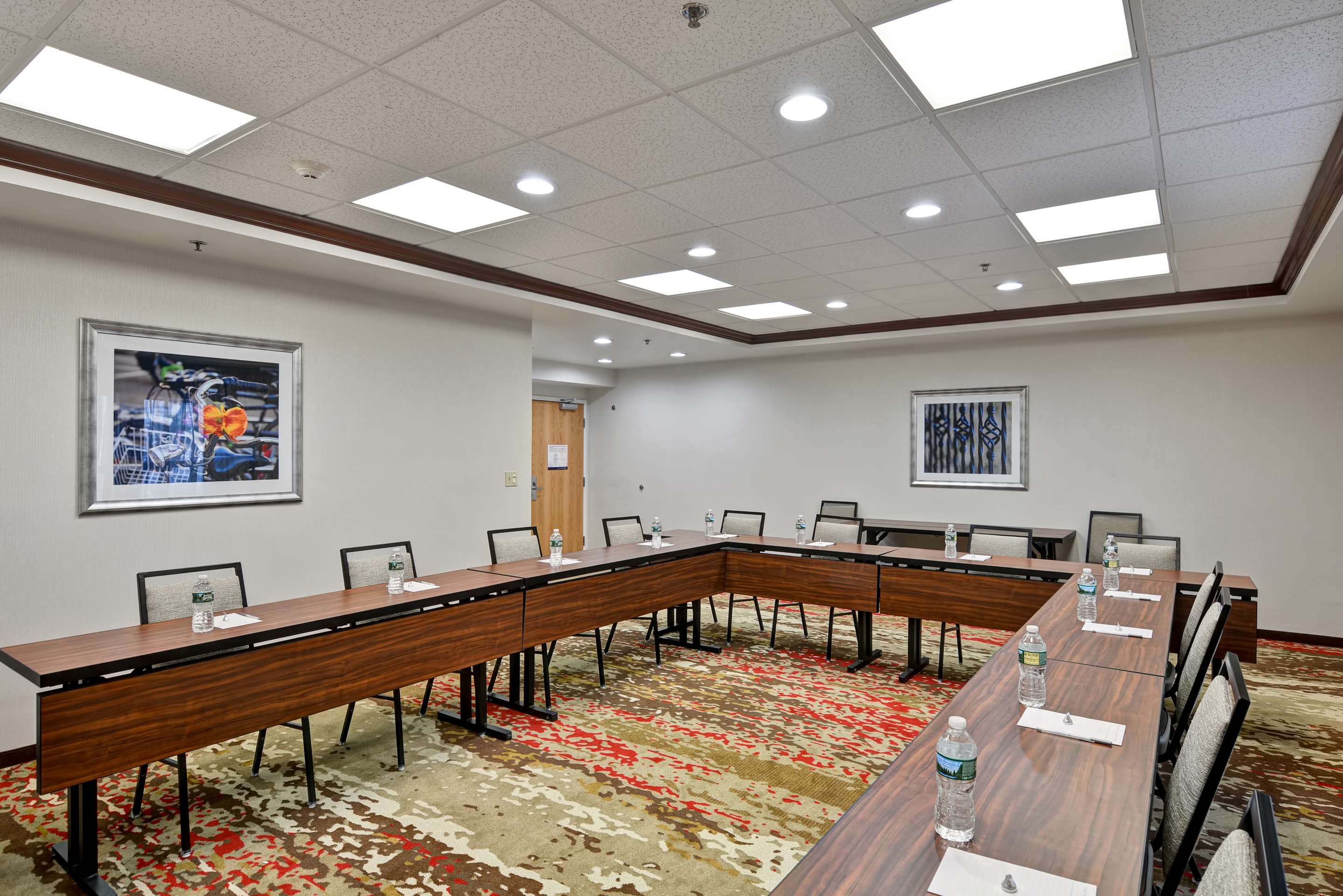 Meeting Room | Hampton Inn Albany-Wolf Road
