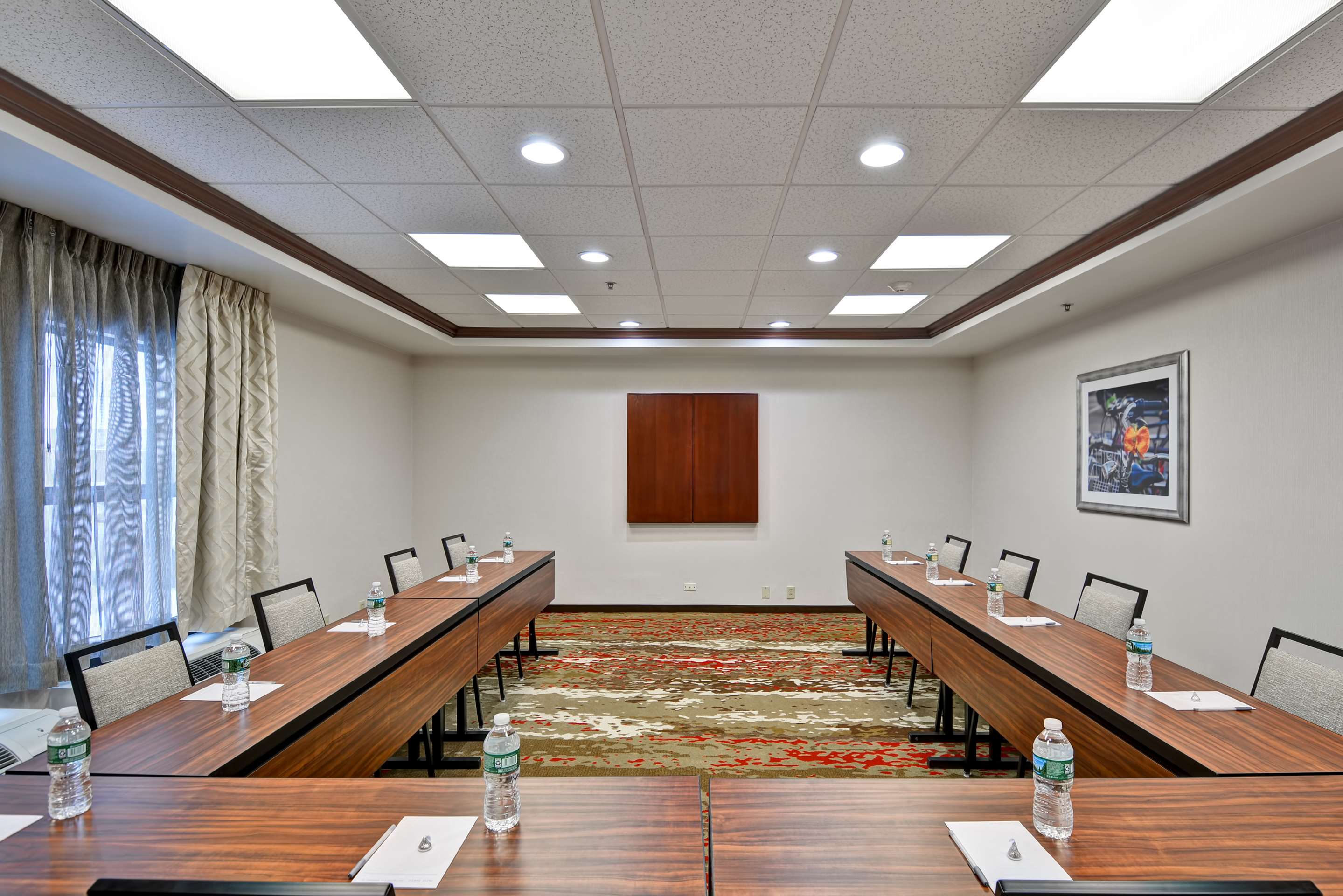 Meeting Room | Hampton Inn Albany-Wolf Road