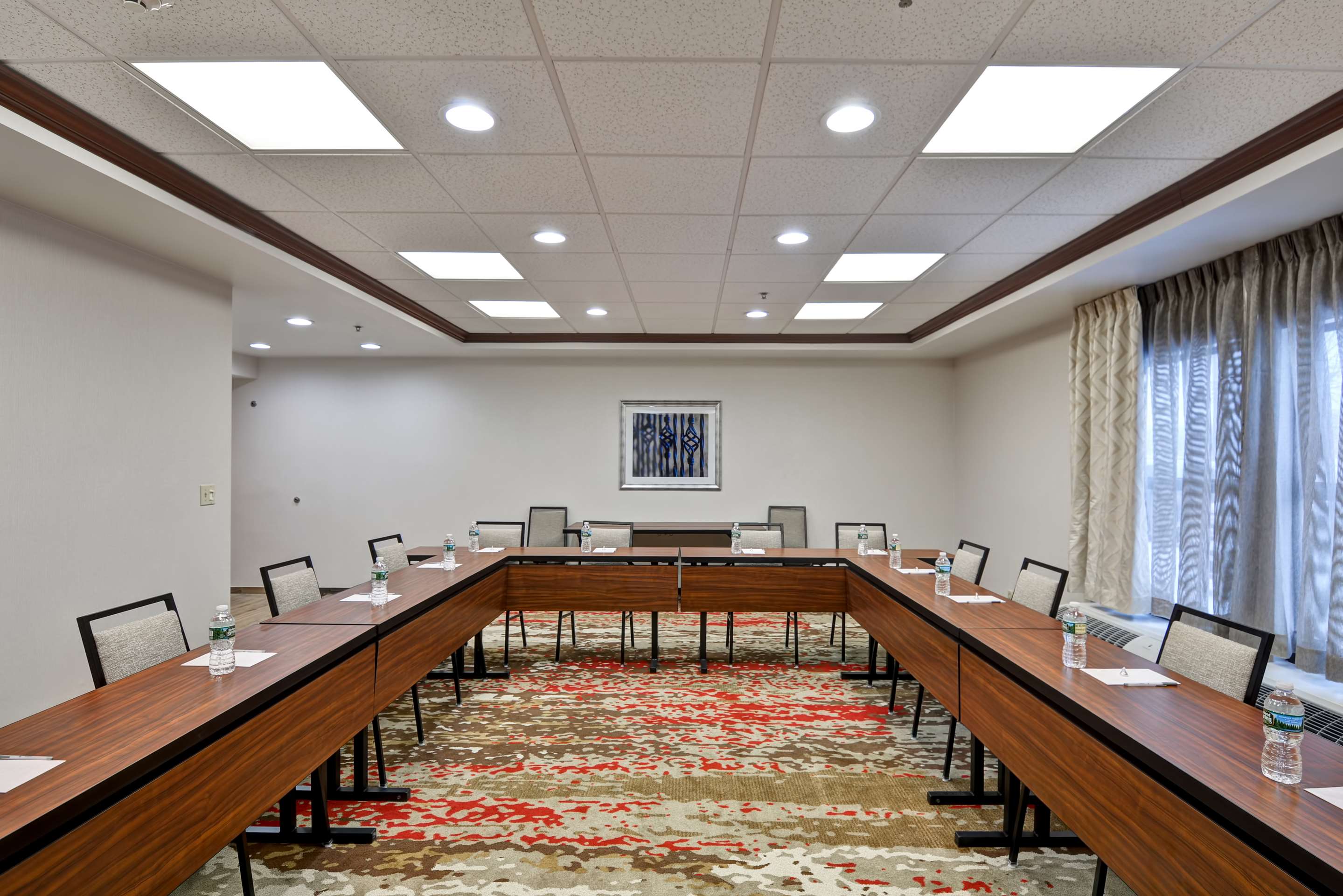 Meeting Room | Hampton Inn Albany-Wolf Road