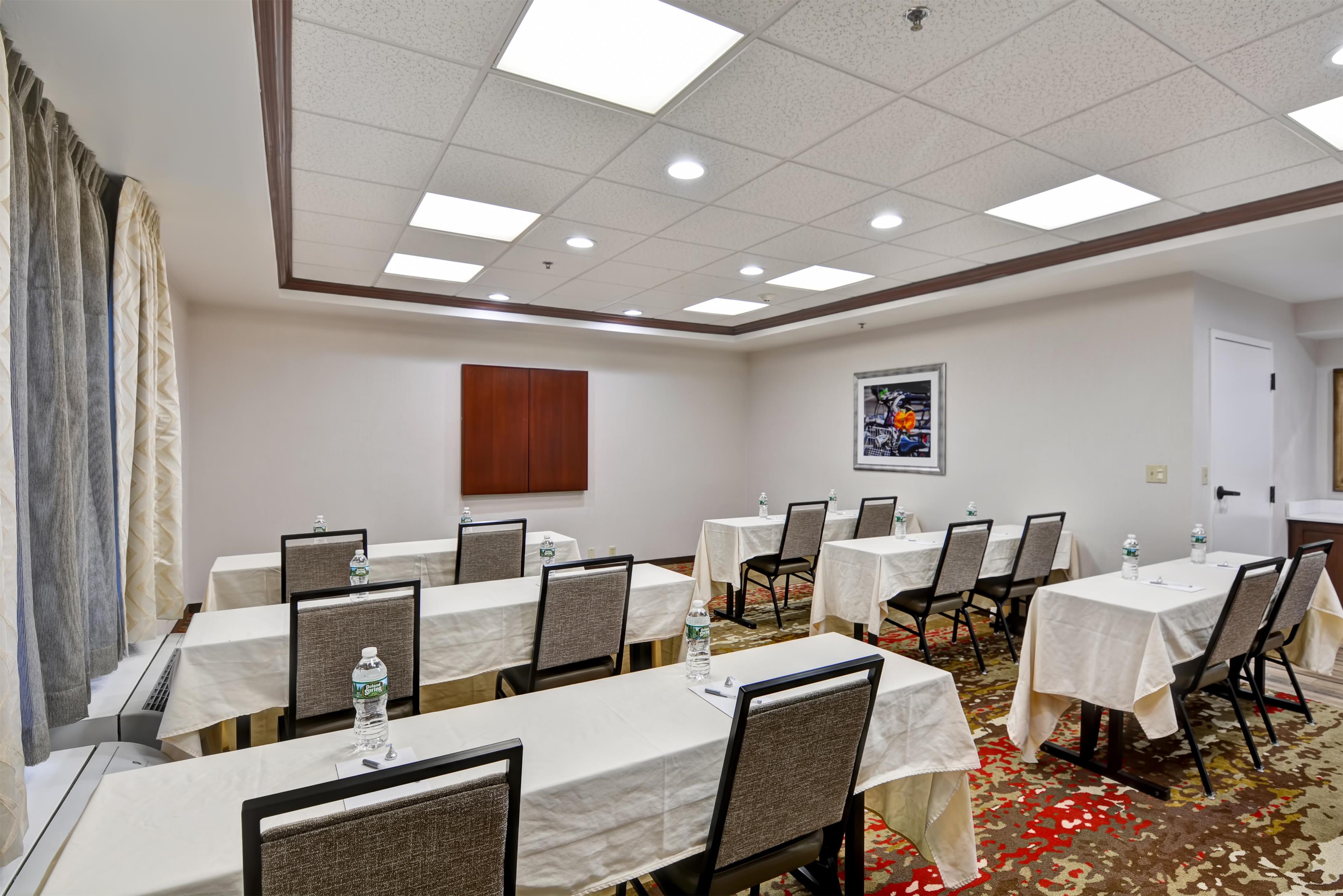 Meeting Room | Hampton Inn Albany-Wolf Road (Airport)