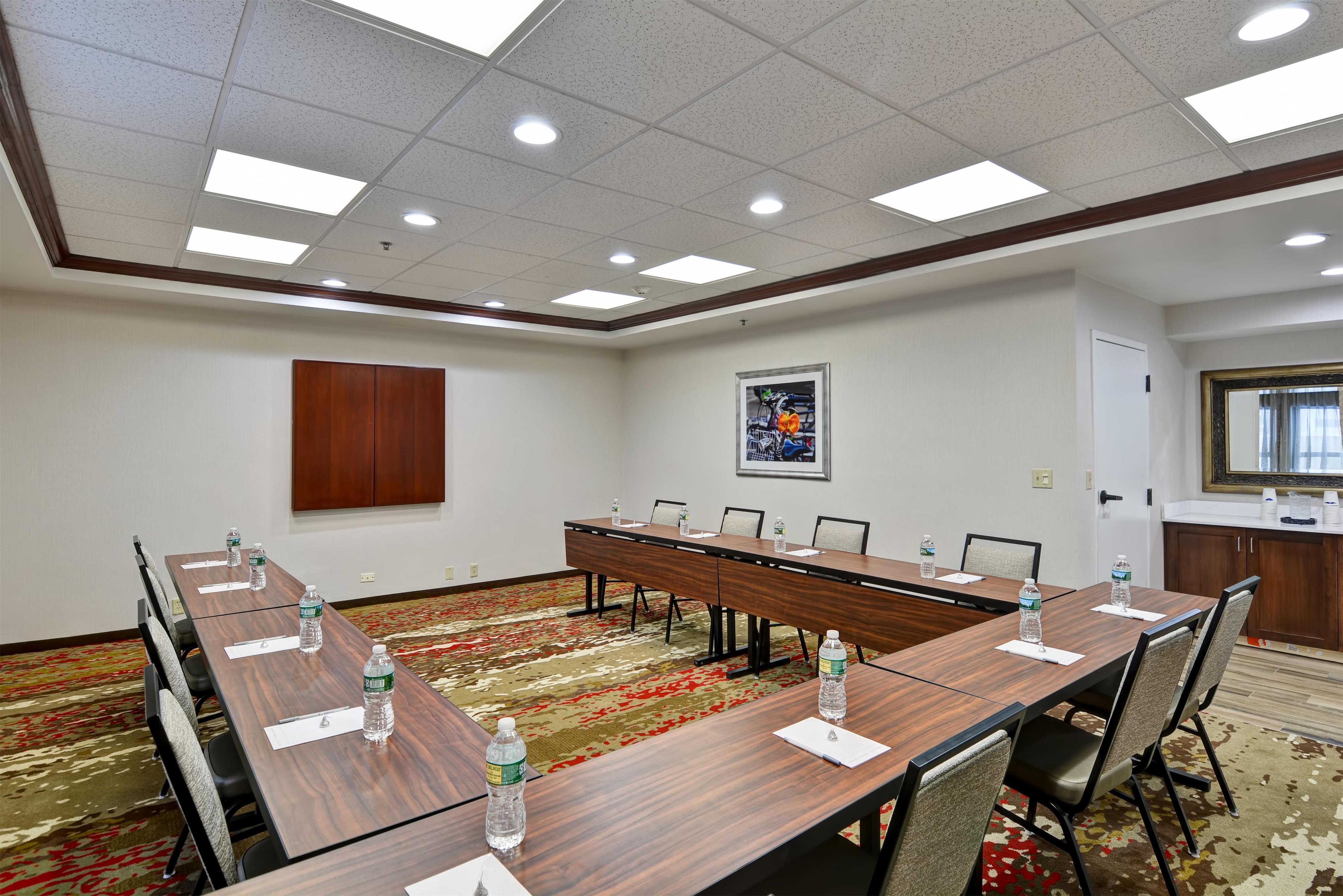Meeting Room | Hampton Inn Albany-Wolf Road (Airport)