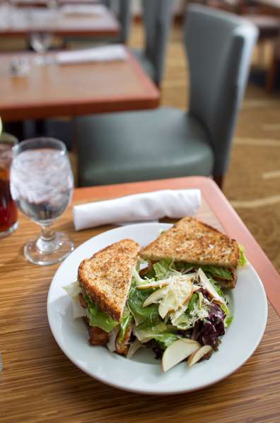 Restaurant - Hilton Garden Inn Cedar Falls