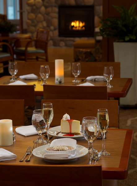 Restaurant - Hilton Garden Inn Cedar Falls