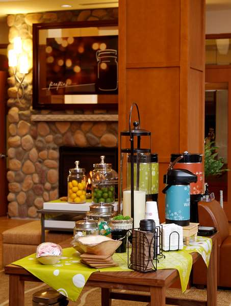 Restaurant - Hilton Garden Inn Cedar Falls