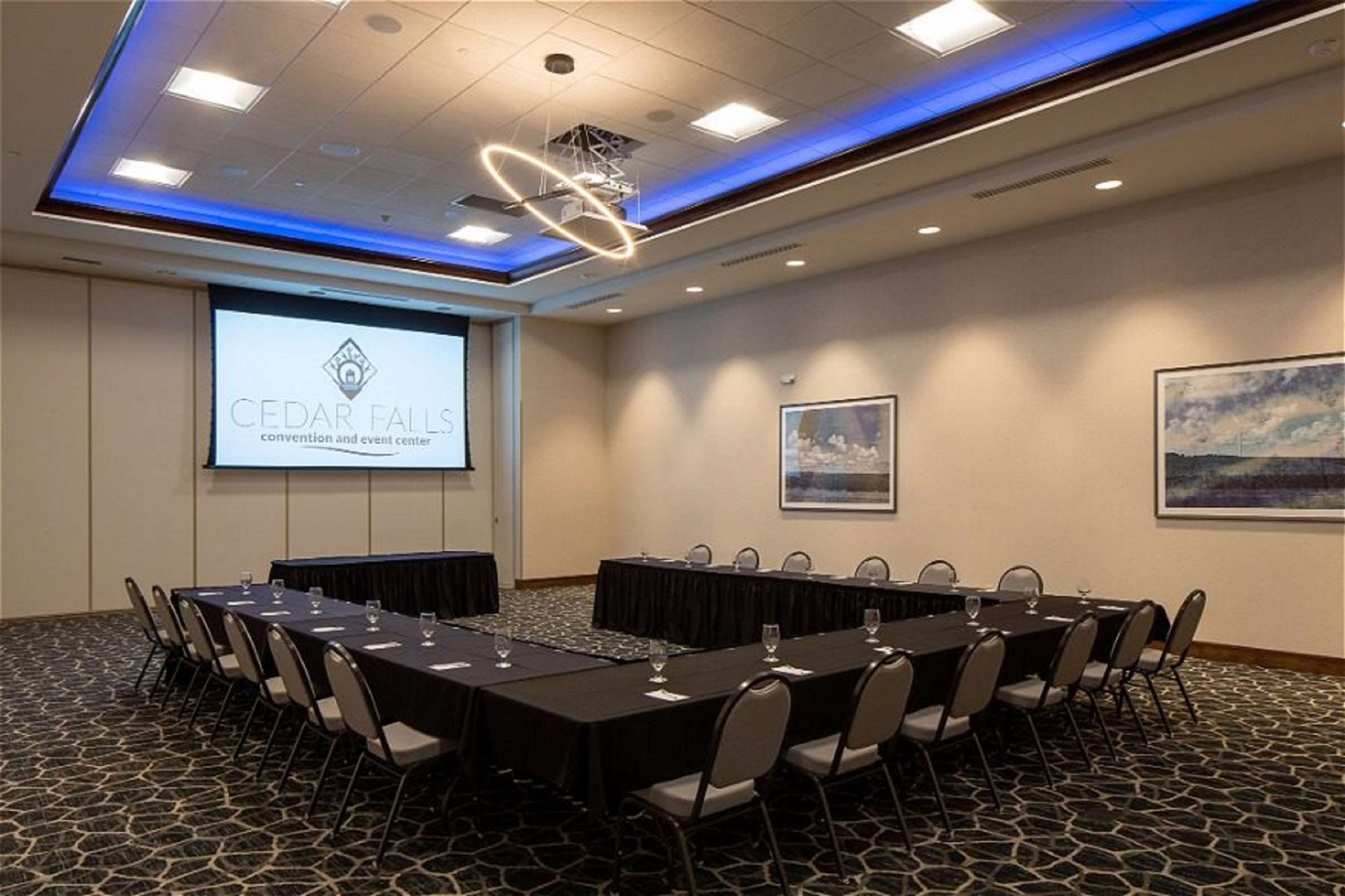 Meeting Room | Hilton Garden Inn Cedar Falls