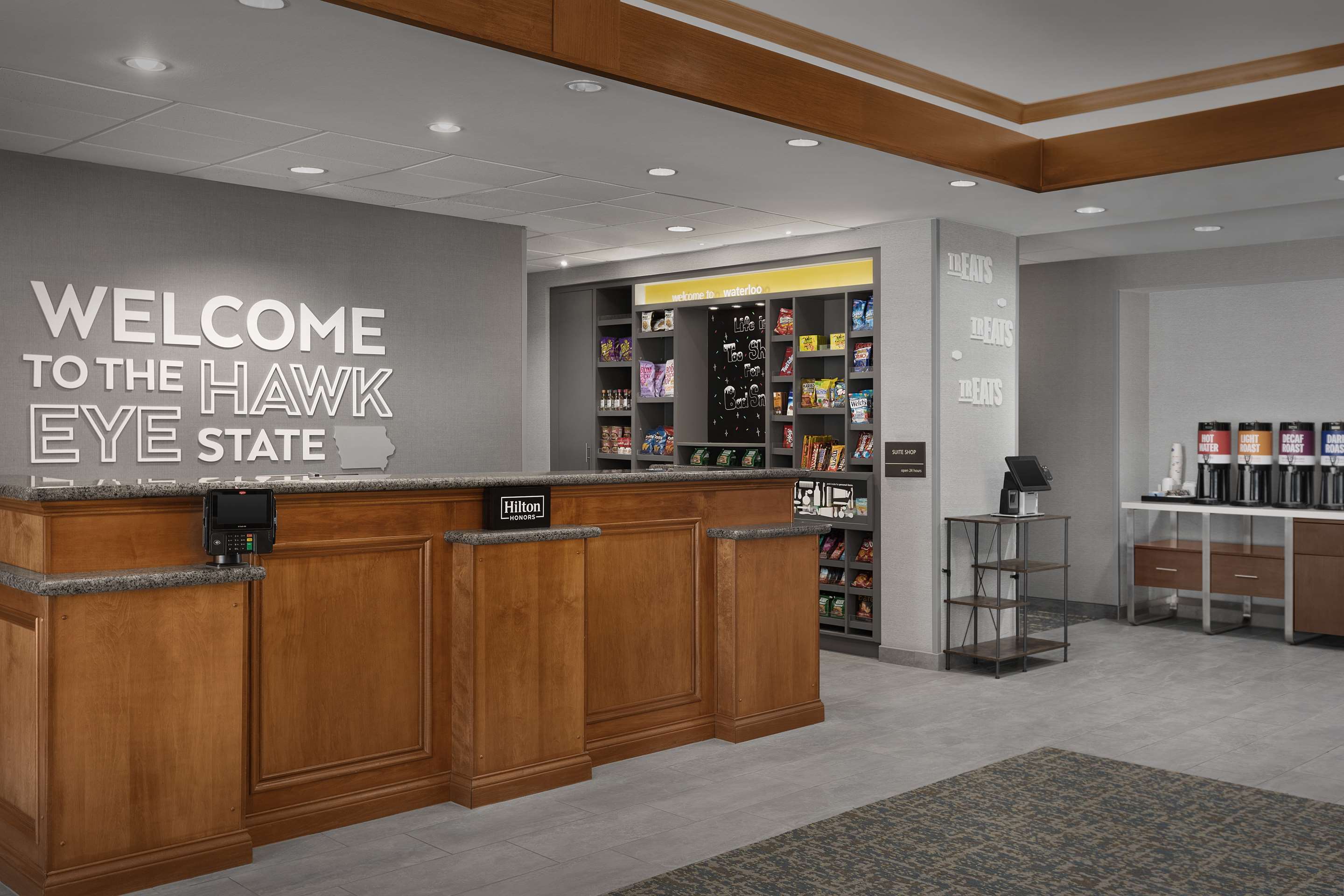 Reception | Hampton Inn Waterloo