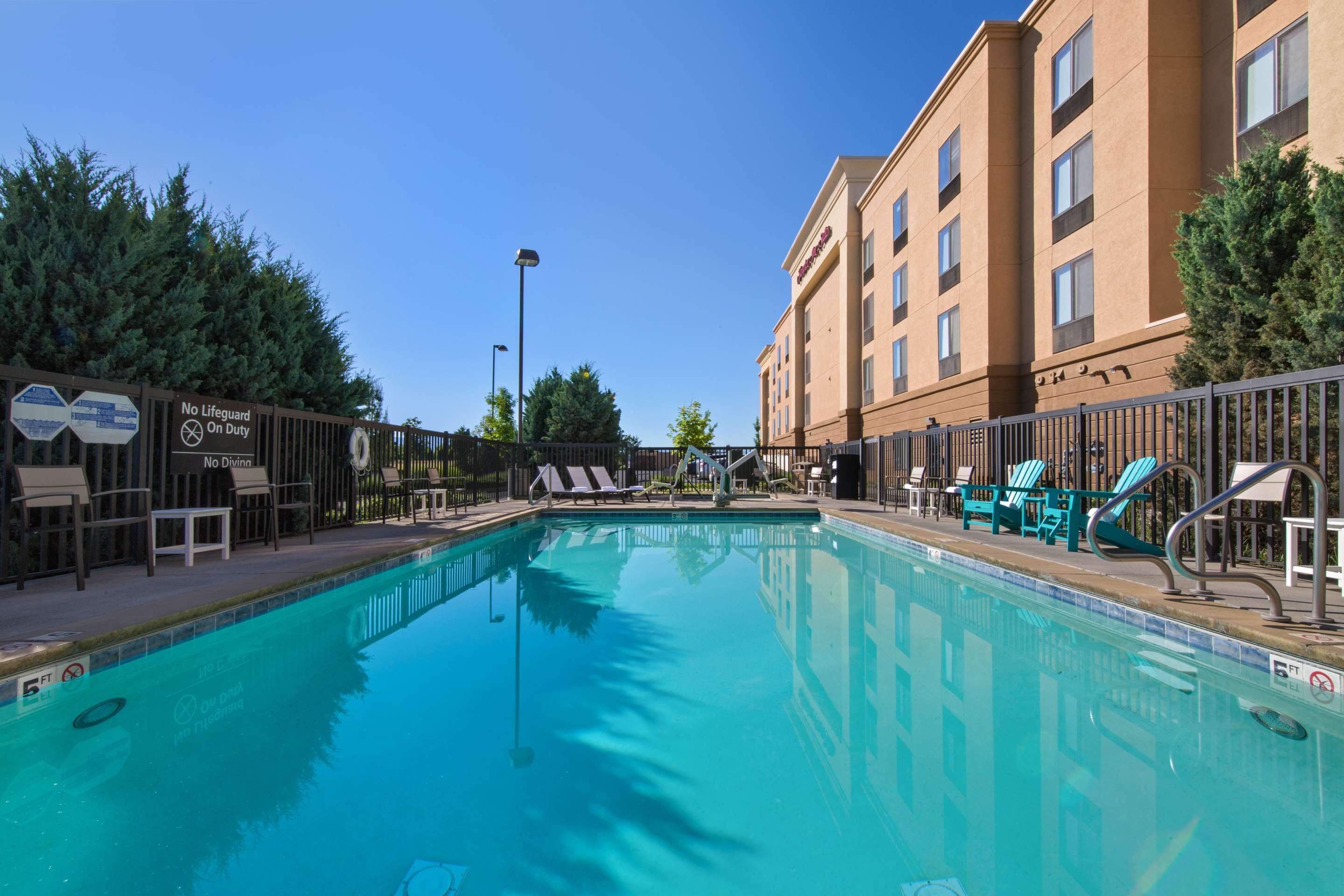 Pool | Hampton Inn & Suites Walla Walla