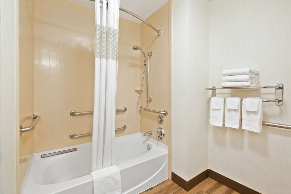 Hampton Inn & Suites by Hilton Walla Walla - Tap to explore photos