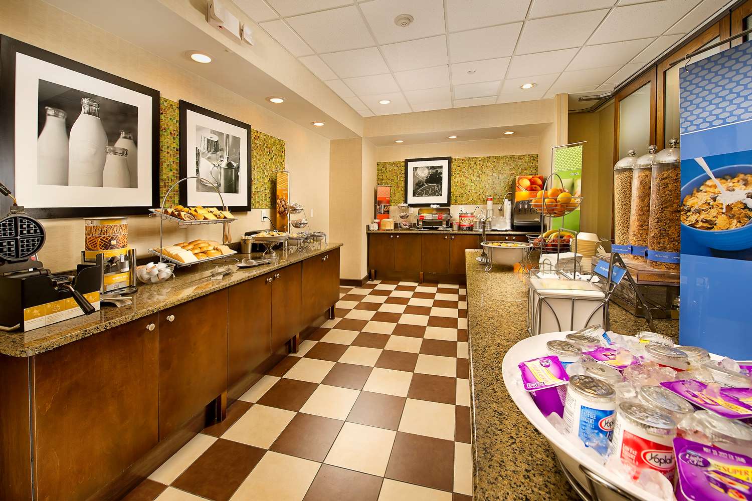 Hampton Inn Pampa, TX See Discounts