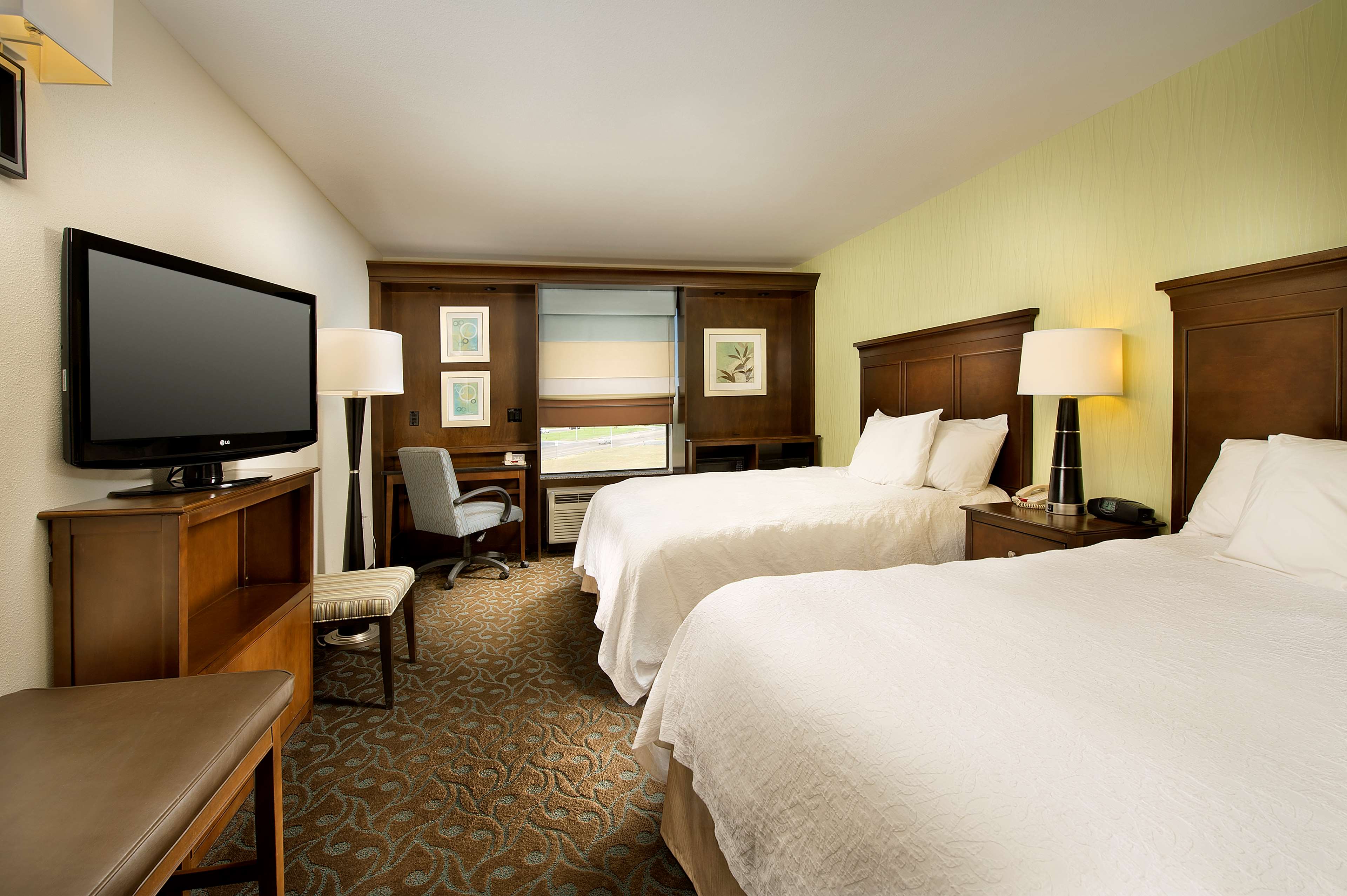 Hampton Inn Pampa TX Room Type - 2 QUEEN BEDS NONSMOKING
