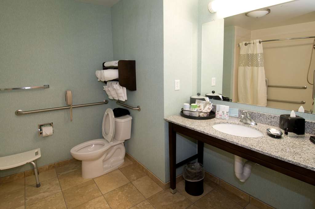 Hampton Inn Pampa TX - Tap to explore photos