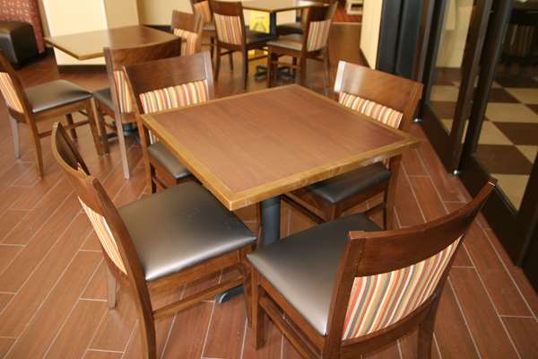 Restaurant - Hampton Inn & Suites Oxford - I-20, Exit 188
