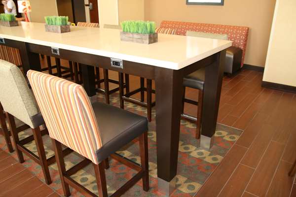 Restaurant - Hampton Inn & Suites Oxford - I-20, Exit 188