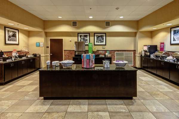 Amenities - Hampton Inn Jacksonville