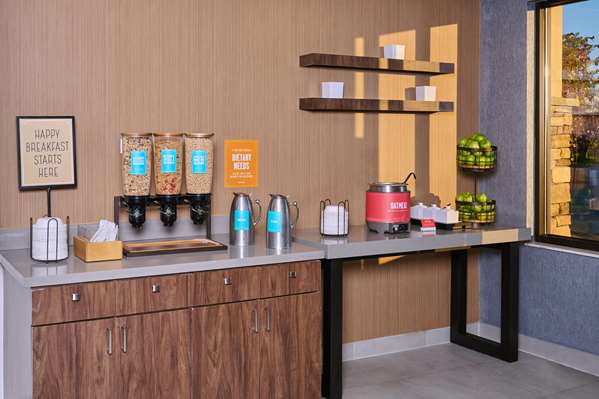 Amenities - Hampton Inn Anchorage