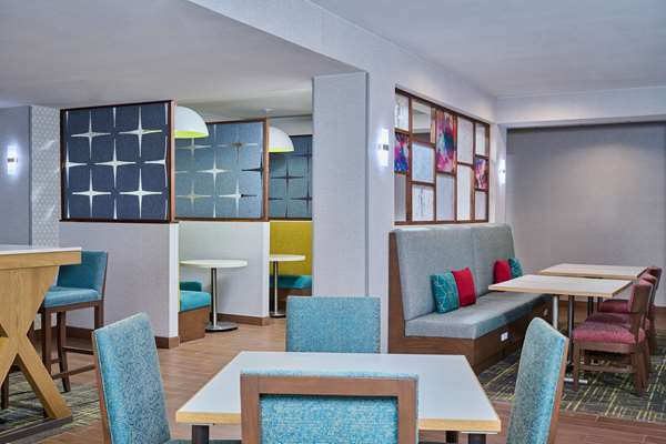  - Hampton Inn Anchorage