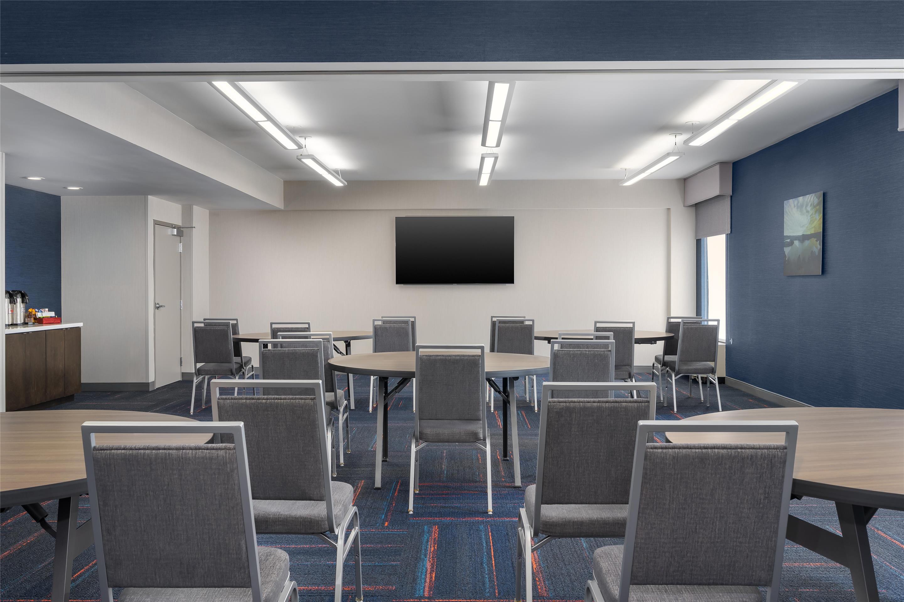 Meeting Room | Hampton Inn Altoona