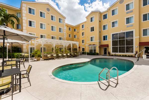 Pool - Homewood Suites by Hilton Bonita Springs