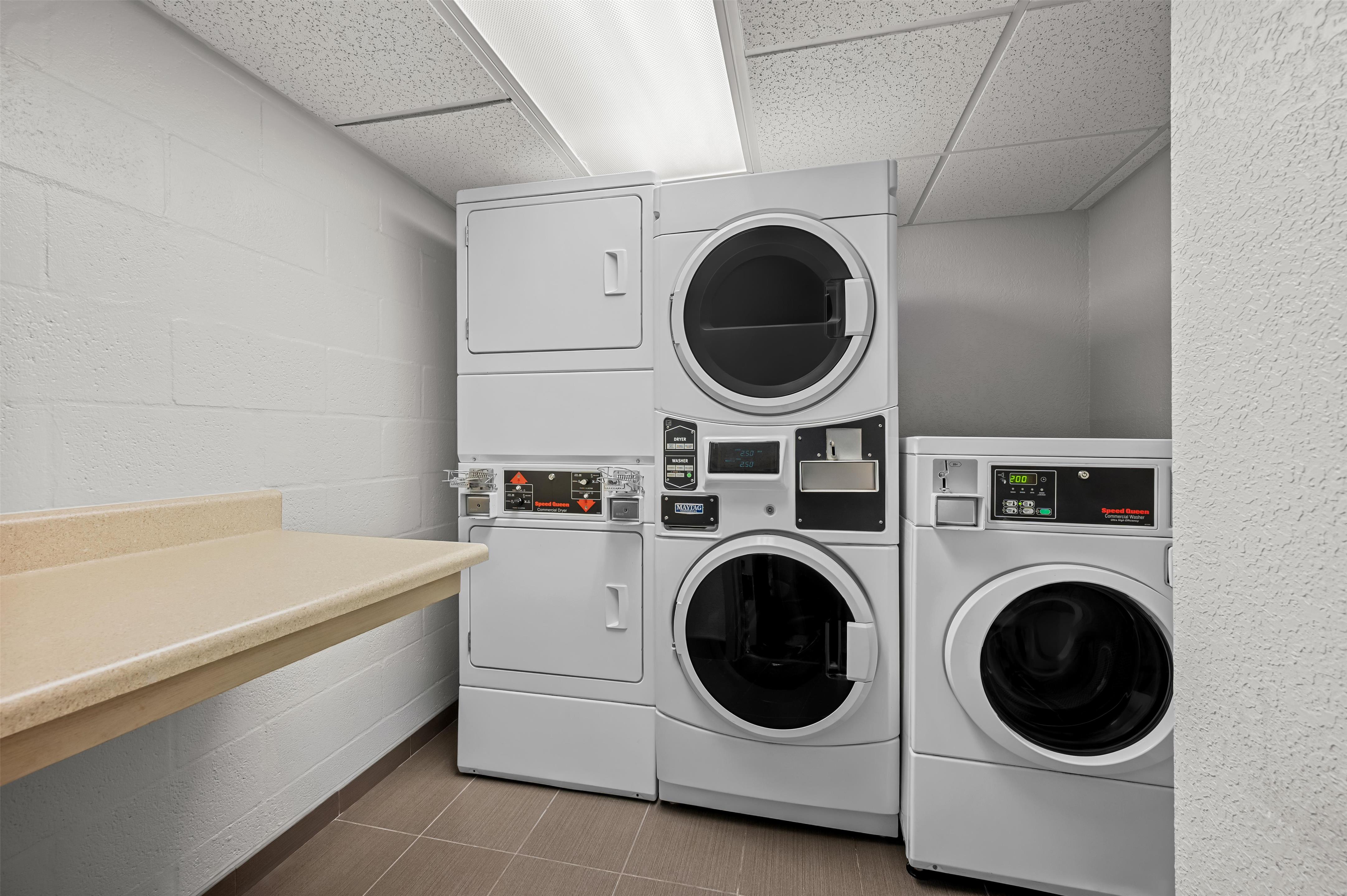 Laundry | Hampton Inn - Naples - I-75