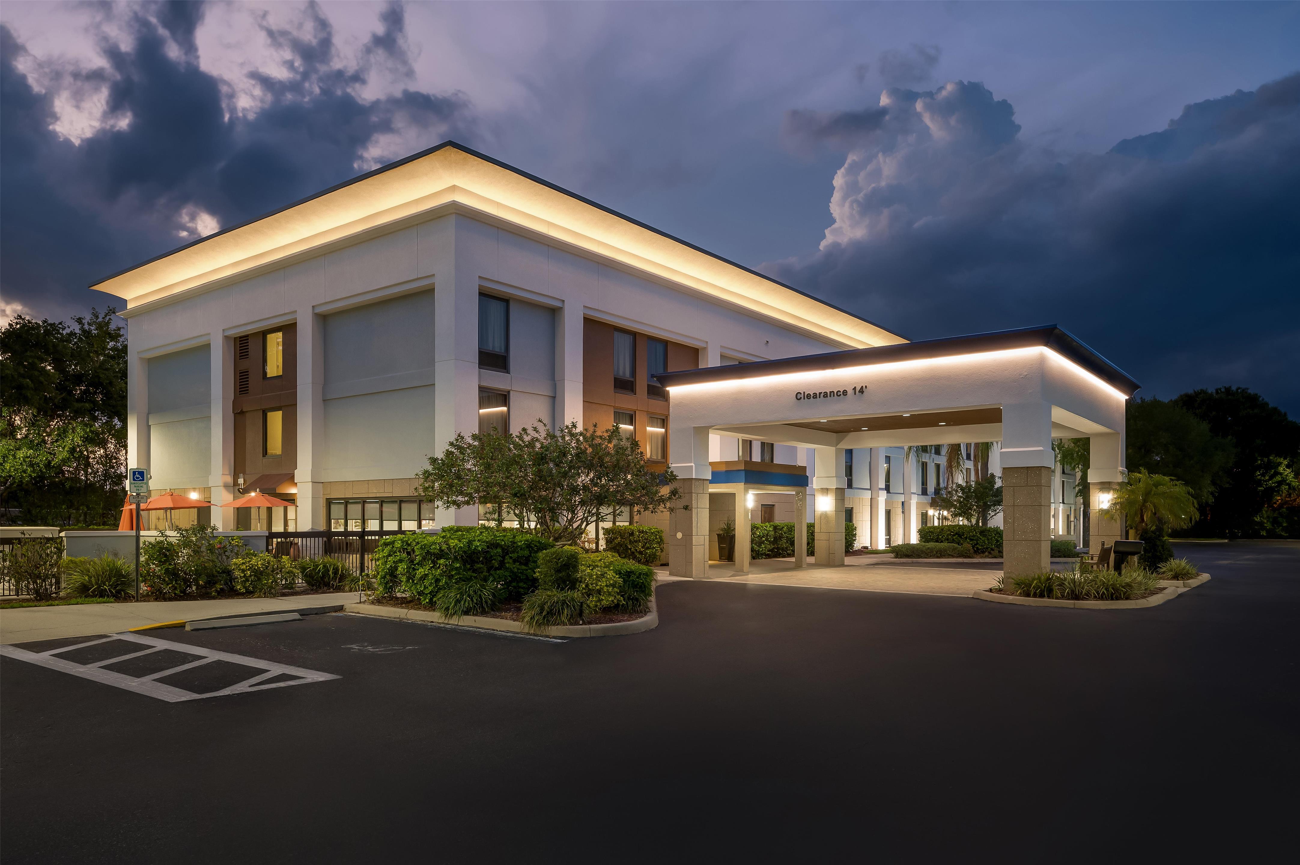 Exterior | Hampton Inn - Naples - I-75