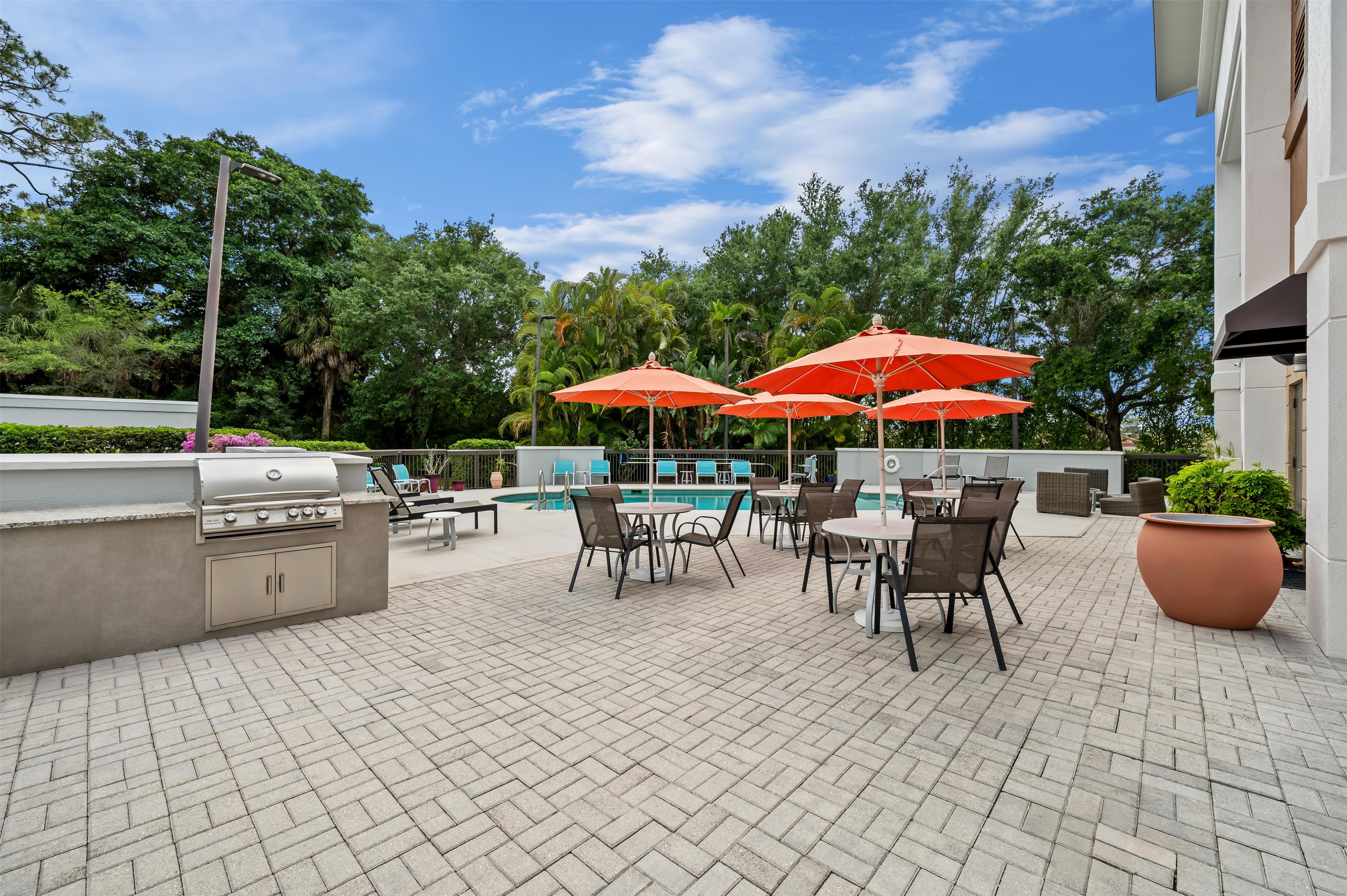 Exterior | Hampton Inn - Naples - I-75