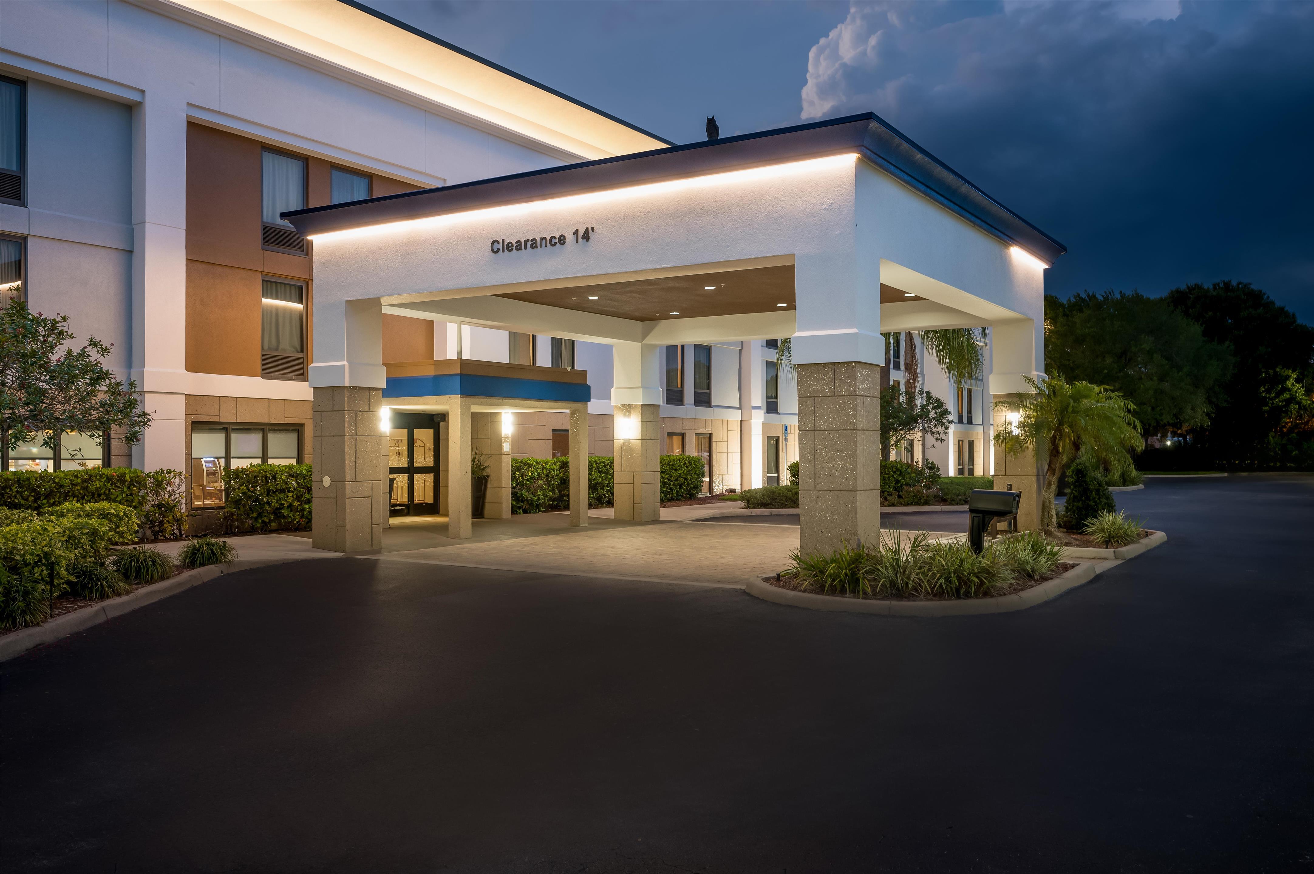 Exterior | Hampton Inn - Naples - I-75