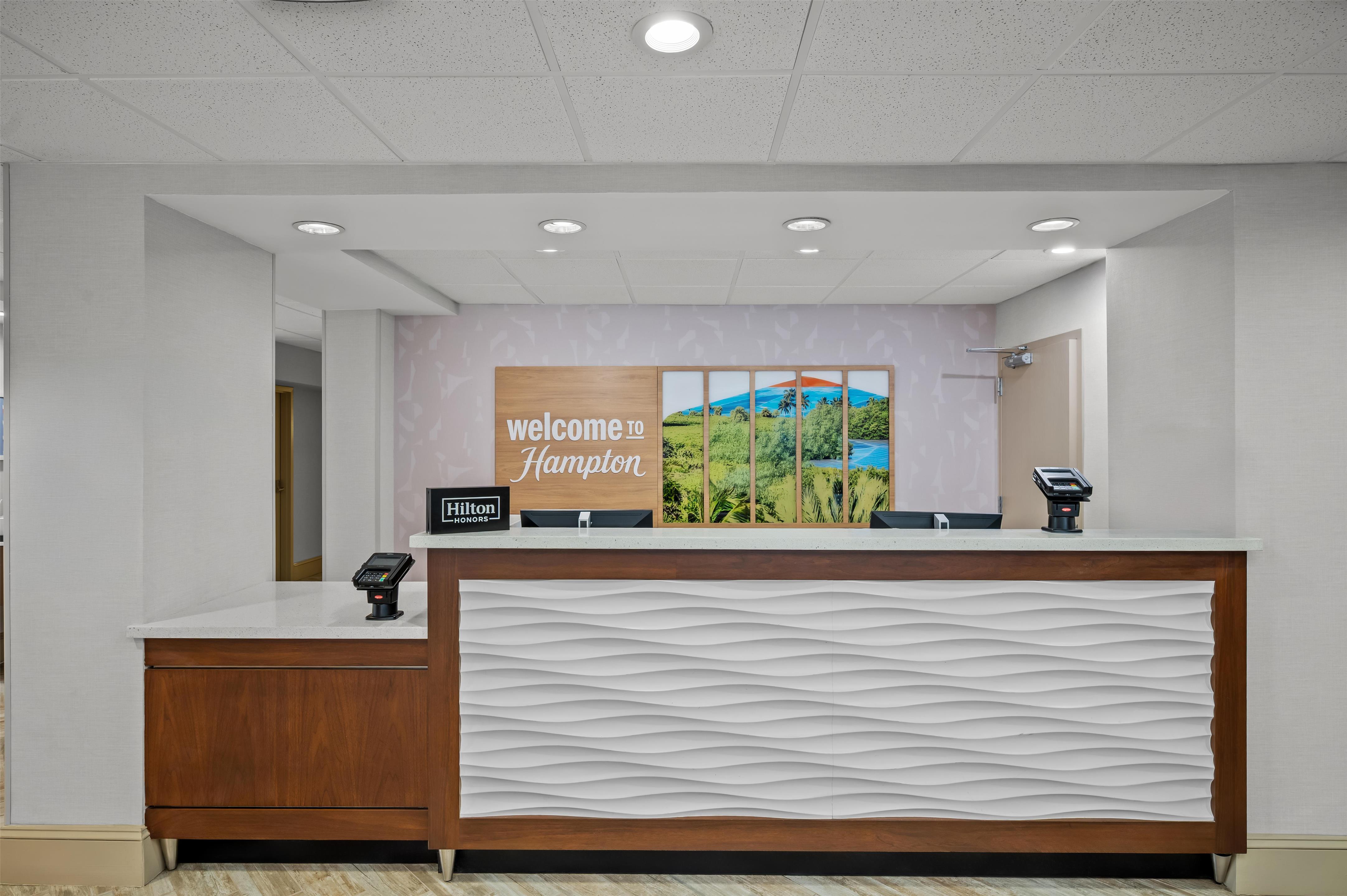 Reception | Hampton Inn - Naples - I-75