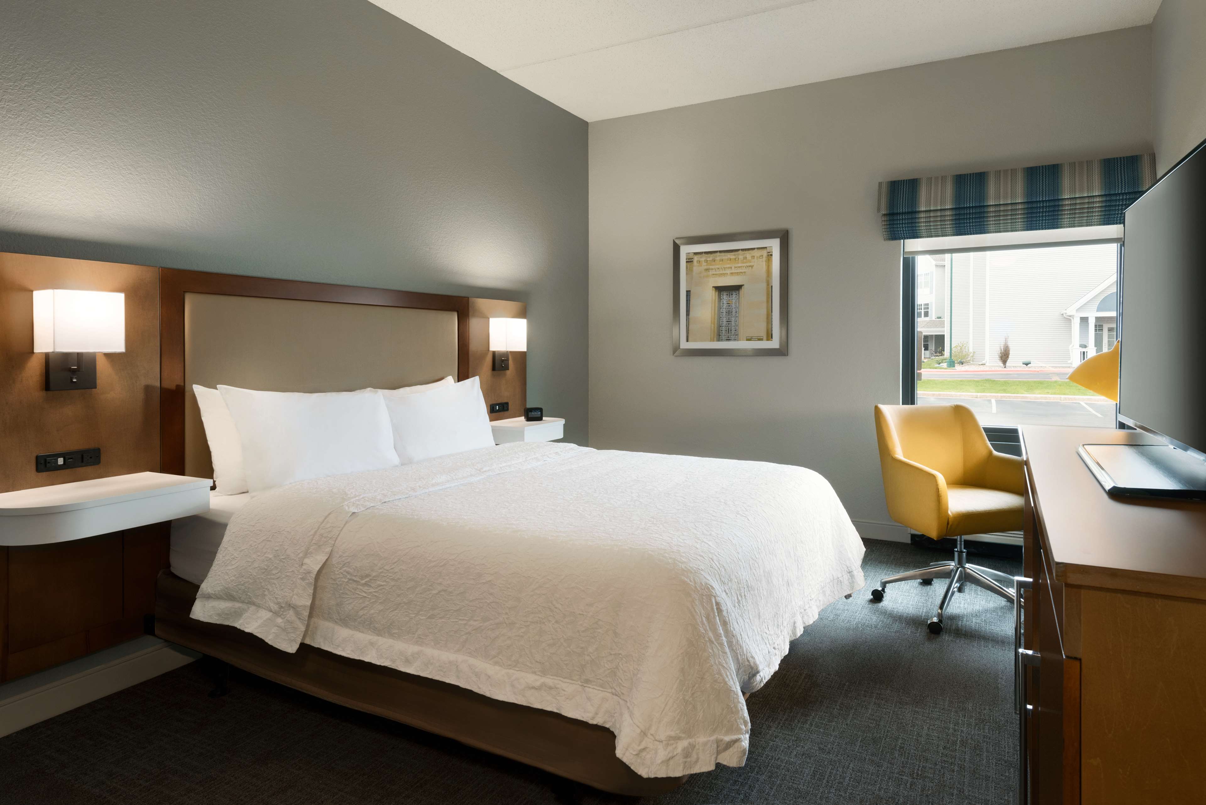Hampton Inn Appleton-Fox River Mall Area Room Type - 1 QN ACCESS TUB