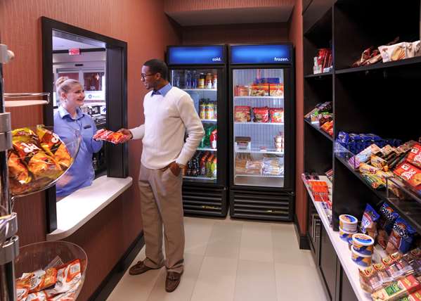 Restaurant - Hampton Inn Neptune