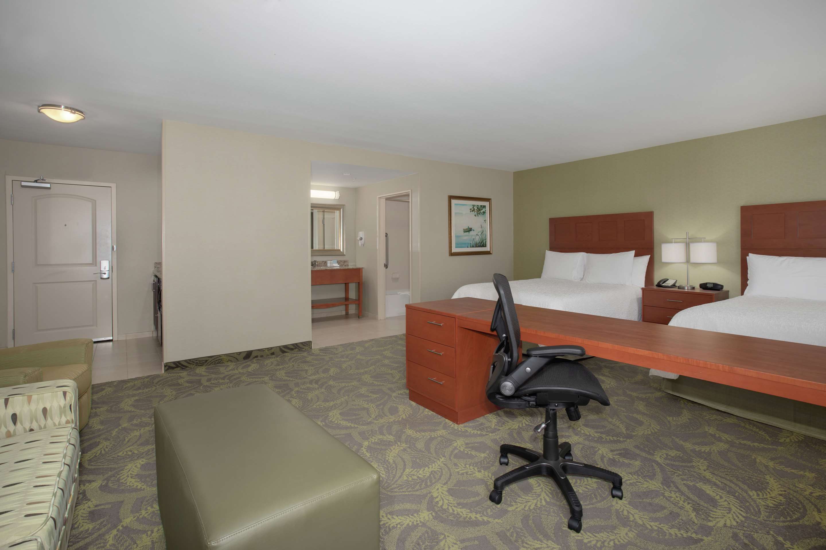 Guest room