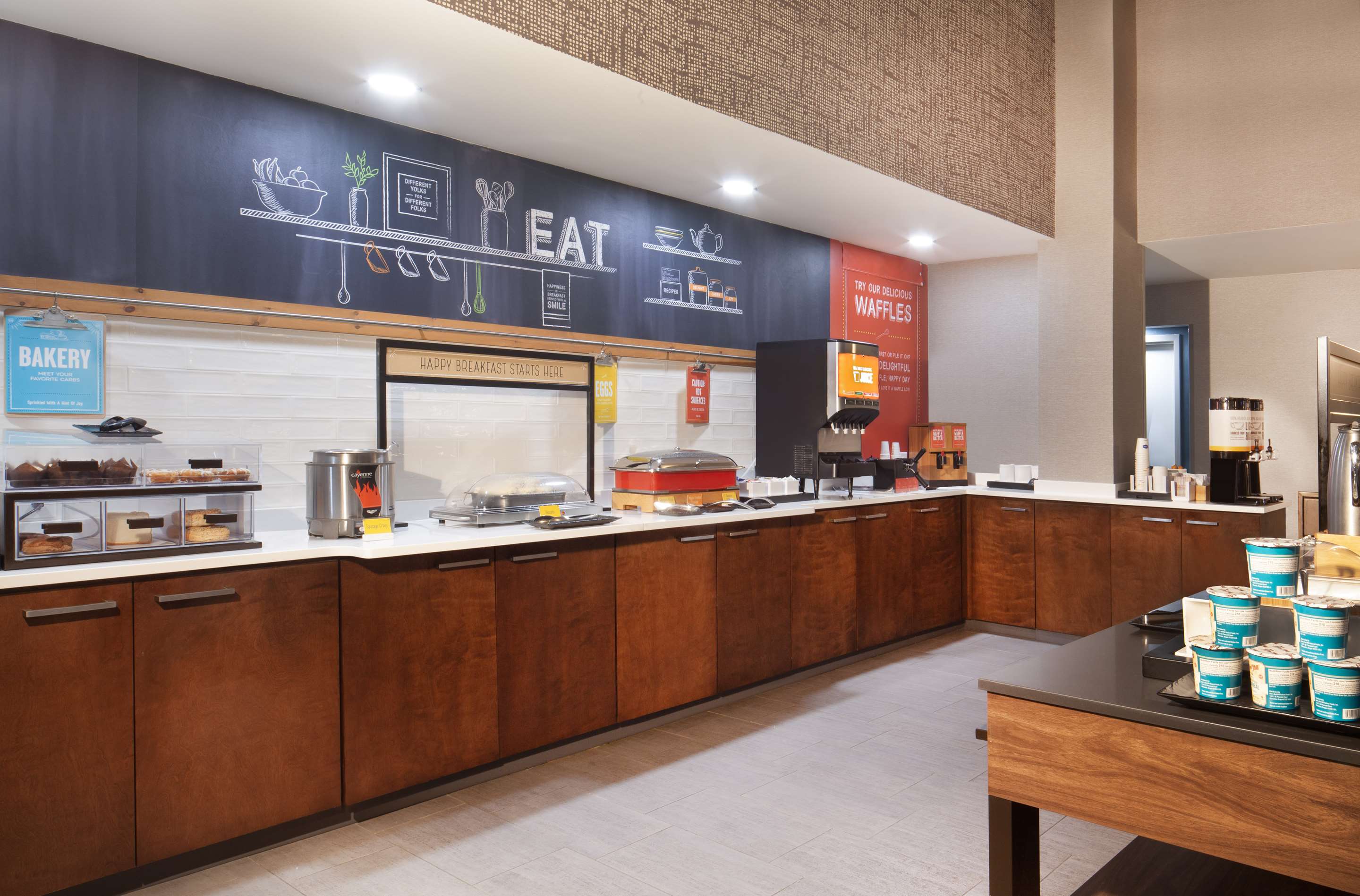 Breakfast Area | Hampton Inn Athens