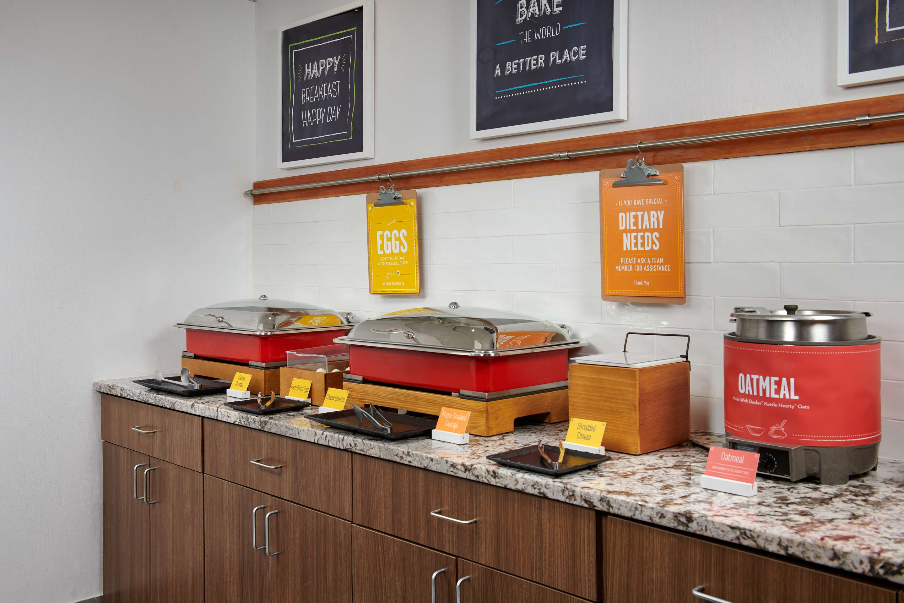 Breakfast Area | Hampton Inn Atlanta-Cumberland Mall/Cobb Galleria Area