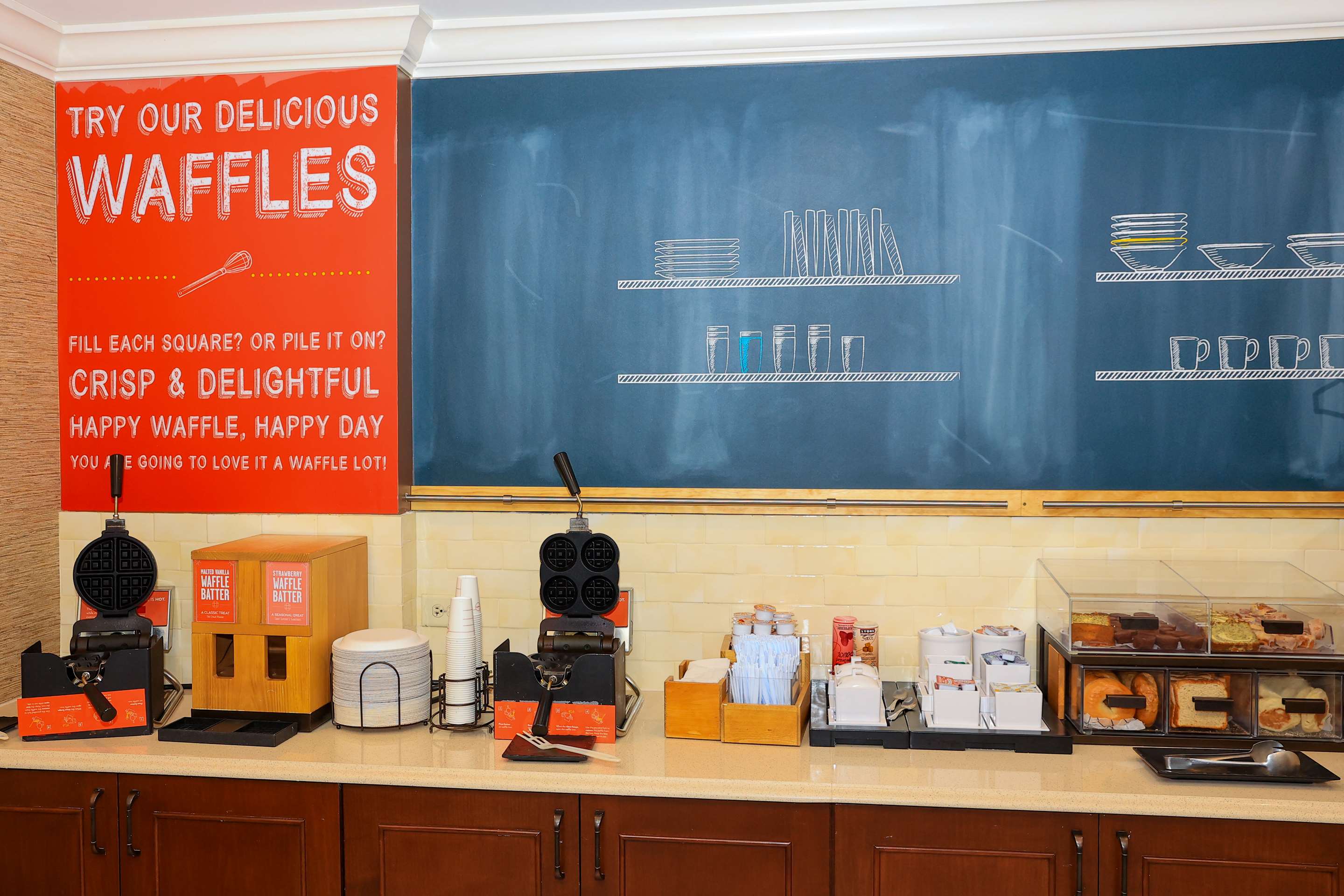 Breakfast Area | Hampton Inn Atlanta-Canton
