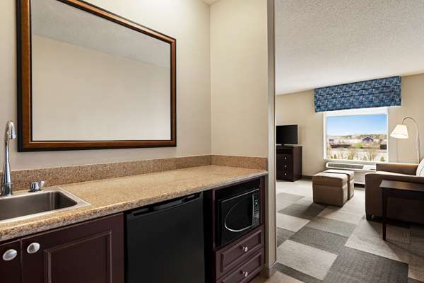  - Hampton Inn & Suites Camp Creek Pkwy East Point - I-285, Exit 2