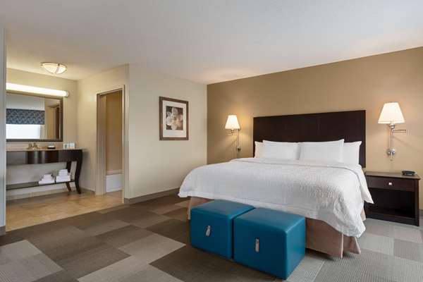  - Hampton Inn & Suites Camp Creek Pkwy East Point - I-285, Exit 2