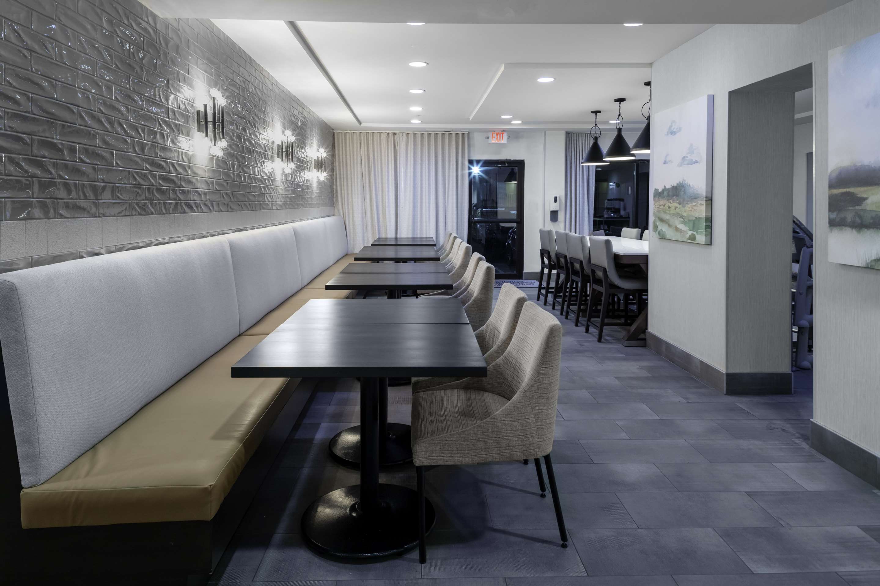 Restaurant | Hampton Inn Conyers